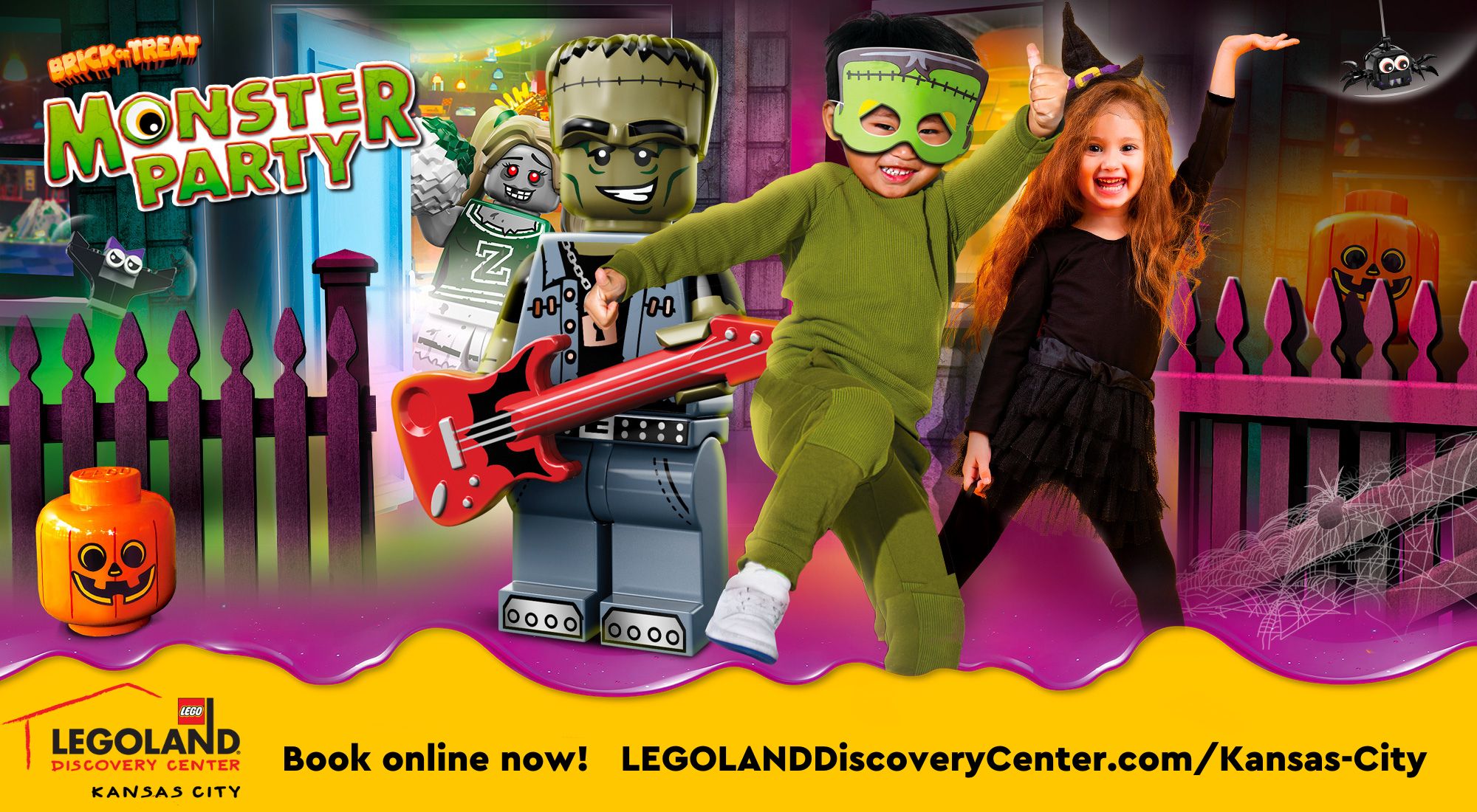 LEGOLAND® Discovery Center Brick or Treat Monster Party Crown Center